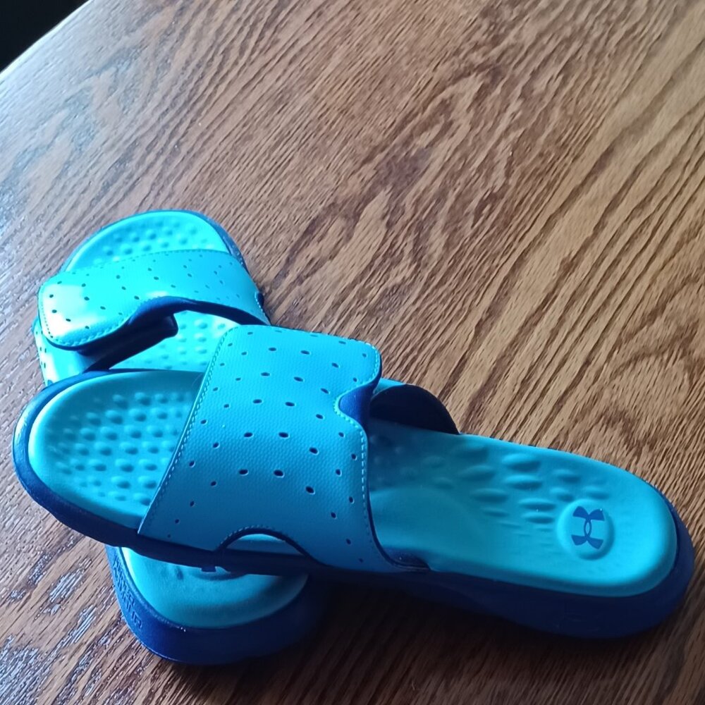 Under Armour Ignite Pro Slides Sandals Womans 8 - Picture 2 of 6